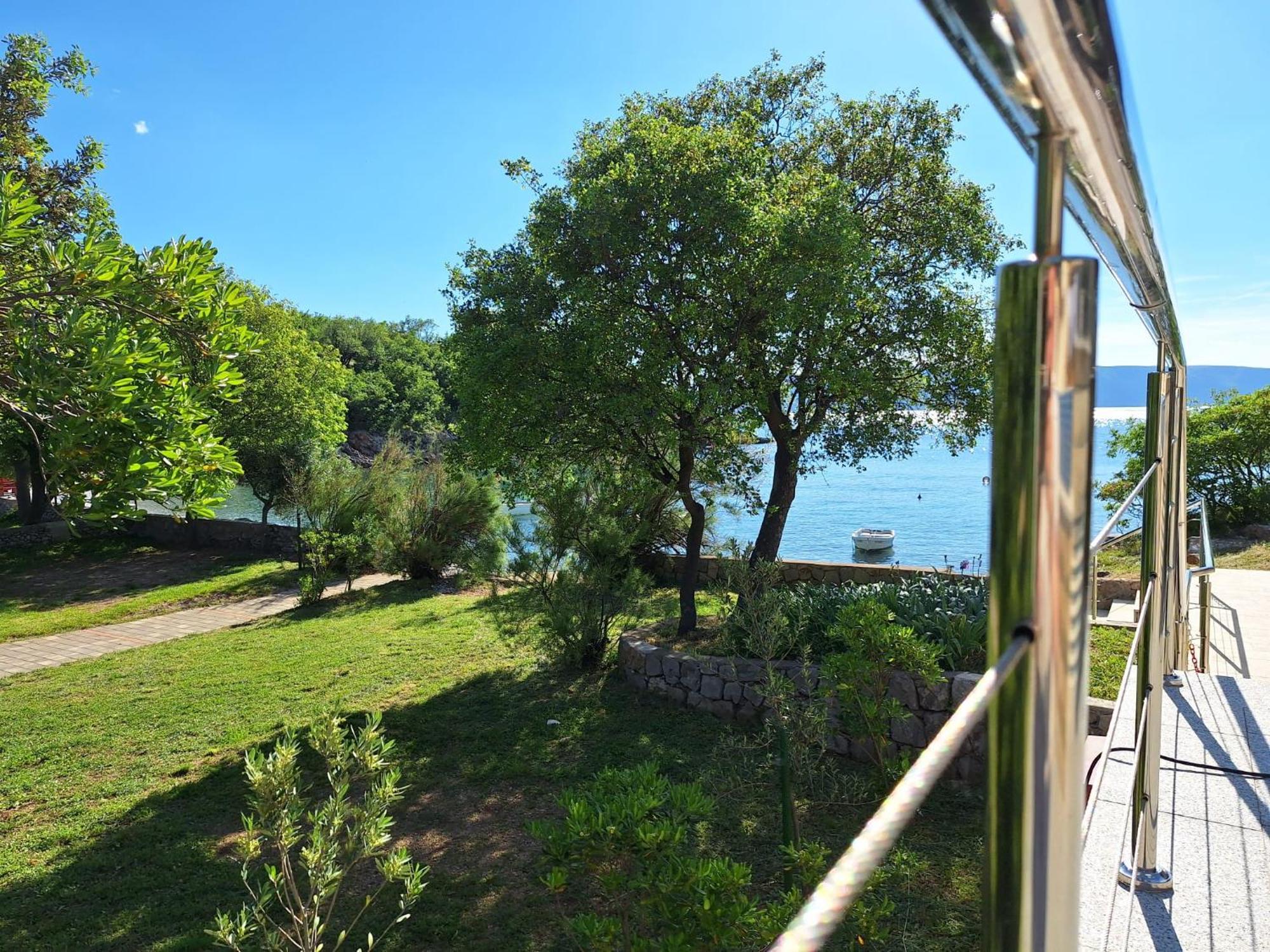 Hotel Boora Glamp Experience & Heated Infinity Pool Senj  Exteriér fotografie